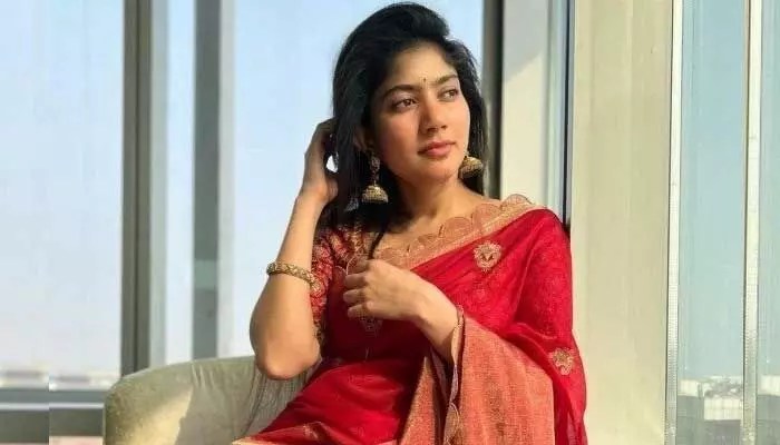 షాకింగ్: మణిరత్నం, విజయ్ సేతుపతి సినిమాలో సాయి పల్లవి! ఇక రికార్డులు బద్దలే!! షాకింగ్: మణిరత్నం, విజయ్ సేతుపతి సినిమాలో సాయి పల్లవి! ఇక రికార్డులు బద్దలే!!