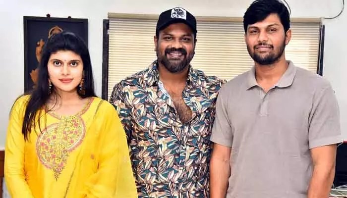 షOCKING: 'రుక్మిణి' టీజర్ రిలీజ్ చేసిన మంచు మనోజ్! ఈ హారర్ కామెడీతో రికార్డులు బద్దలు! షOCKING: 'రుక్మిణి' టీజర్ రిలీజ్ చేసిన మంచు మనోజ్! ఈ హారర్ కామెడీతో రికార్డులు బద్దలు!