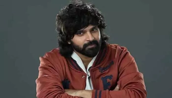 Sree Vishnu's 'Vishnu Vinyasam' Leaked Pre-Release: Actor Reveals Blackmail & Urgent Script Changes Sree Vishnu's 'Vishnu Vinyasam' Leaked Pre-Release: Actor Reveals Blackmail & Urgent Script Changes
