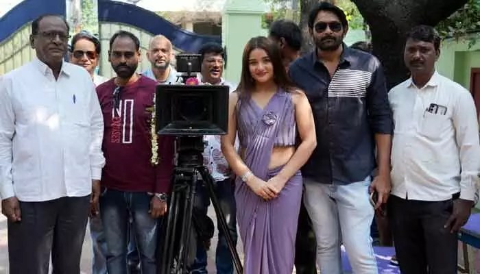 వేటగాడు మూవీతో బాలాజీ & అంకి దుమ్మురేపే ఎంట్రీ! టాలీవుడ్లో సెన్సేషన్! వేటగాడు మూవీతో బాలాజీ & అంకి దుమ్మురేపే ఎంట్రీ! టాలీవుడ్లో సెన్సేషన్!