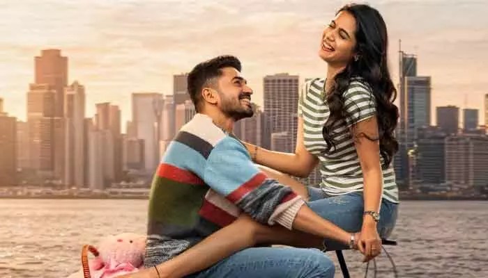 అశోక్ గల్లా మాస్ ట్రీట్! 'అనగా అనగా అమెరికా' సాంగ్ రిలీజ్, రికార్డు వ్యూస్! అశోక్ గల్లా మాస్ ట్రీట్! 'అనగా అనగా అమెరికా' సాంగ్ రిలీజ్, రికార్డు వ్యూస్!
