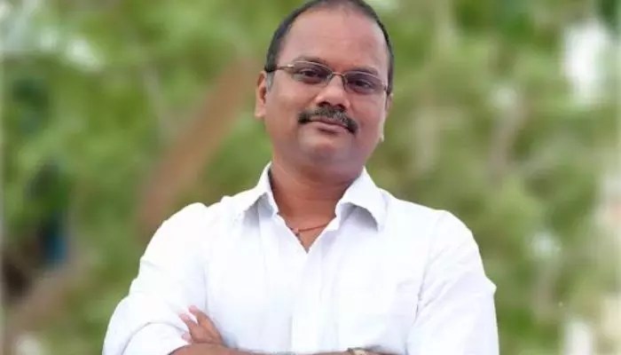 Nagarjuna's 'Boss' Faced Huge Losses Due to Chiranjeevi's 'Stalin': Director Reveals Nagarjuna's 'Boss' Faced Huge Losses Due to Chiranjeevi's 'Stalin': Director Reveals