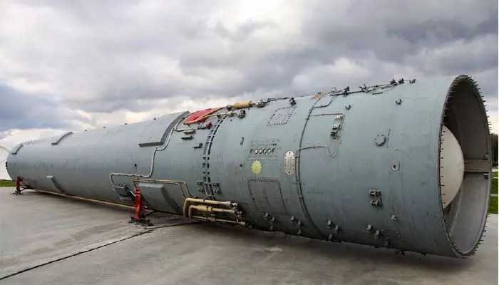 ప్రళయానికి సై అంటే సై! రష్యా 'డెడ్ హ్యాండ్' గుండె చప్పుడు వింటే వణుకు పుట్టాల్సిందే! ప్రళయానికి సై అంటే సై! రష్యా 'డెడ్ హ్యాండ్' గుండె చప్పుడు వింటే వణుకు పుట్టాల్సిందే!