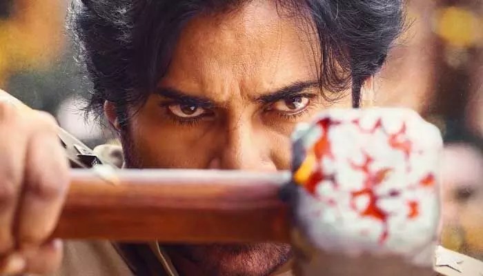 పవన్ కళ్యాణ్ 'ఉస్తాద్ భగత్ సింగ్': భగత్ గీతతో బాక్సాఫీస్ బద్దలు! పవన్ కళ్యాణ్ 'ఉస్తాద్ భగత్ సింగ్': భగత్ గీతతో బాక్సాఫీస్ బద్దలు!