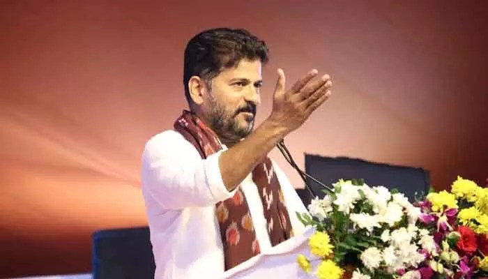 తమిళనాడులో కాంగ్రెస్ జెండా ఎగరేసేందుకు రేవంత్ రెడ్డి రంగంలోకి! ఇక ఫలితం తారుమారేనా? తమిళనాడులో కాంగ్రెస్ జెండా ఎగరేసేందుకు రేవంత్ రెడ్డి రంగంలోకి! ఇక ఫలితం తారుమారేనా?