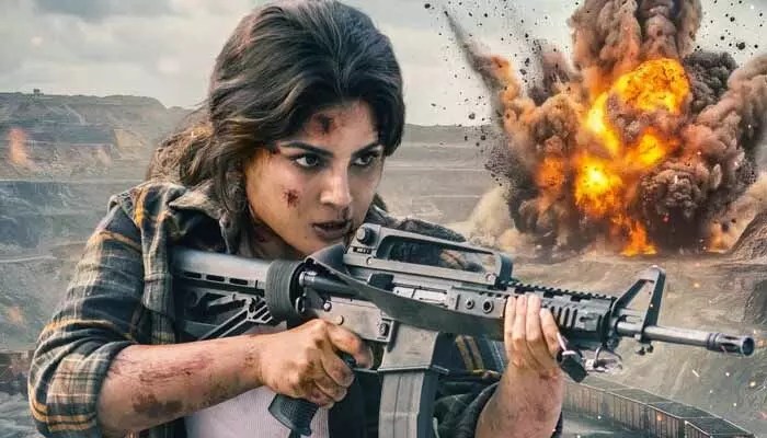 సంయుక్త మీనన్ విధ్వంసం: 'ది బ్లాక్ గోల్డ్' పోస్టర్ తో టాలీవుడ్ షేక్! సంయుక్త మీనన్ విధ్వంసం: 'ది బ్లాక్ గోల్డ్' పోస్టర్ తో టాలీవుడ్ షేక్!