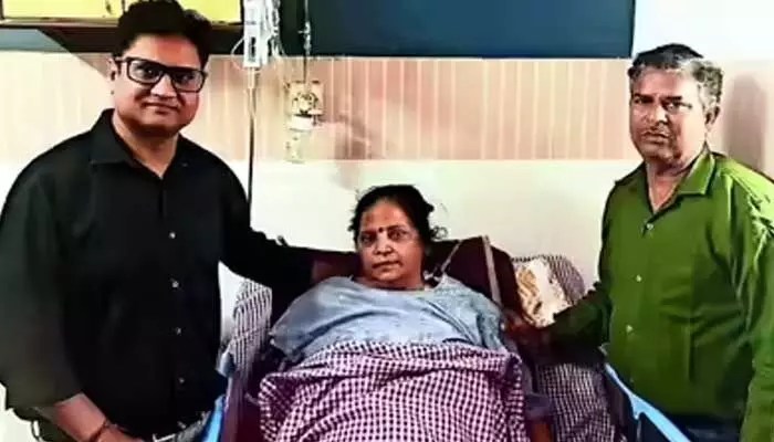 గుంతలో దాగిన ప్రాణం: యూపీలో అద్భుతం! గుంతలో దాగిన ప్రాణం: యూపీలో అద్భుతం!