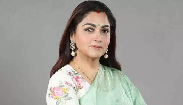 Khushbu 'Shocked' by Young Heroines' Talent: 'Seniors Can Learn From Them!' Khushbu 'Shocked' by Young Heroines' Talent: 'Seniors Can Learn From Them!'