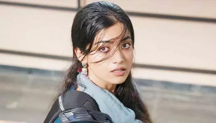 షాకింగ్: ప్రైవేట్ ఆడియో లీక్! దుమ్ముదులిపేసిన రష్మిక.. డిలీట్ చెయ్యకపోతే అంతే సంగతులు! షాకింగ్: ప్రైవేట్ ఆడియో లీక్! దుమ్ముదులిపేసిన రష్మిక.. డిలీట్ చెయ్యకపోతే అంతే సంగతులు!