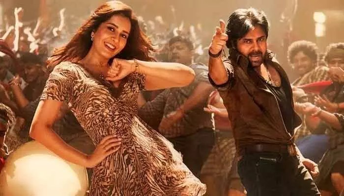 Raashi Khanna's Sensational Comments on Pawan Kalyan & Ustaad Bhagat Singh Go Viral Raashi Khanna's Sensational Comments on Pawan Kalyan & Ustaad Bhagat Singh Go Viral