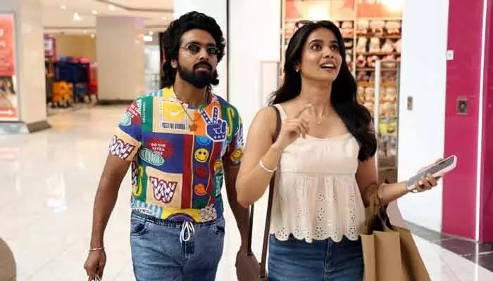 Happy Raaj: G.V. Prakash Kumar's Film Gets Grand Telugu Release by Mythri Movie Makers! Happy Raaj: G.V. Prakash Kumar's Film Gets Grand Telugu Release by Mythri Movie Makers!