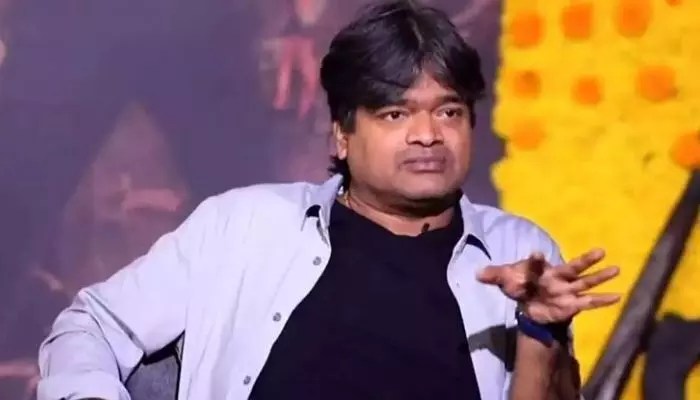 ఉస్తాద్ భగత్ సింగ్: త్రివిక్రమ్ సంచలన సహాయం! పవన్ ఫ్యాన్స్ కి పూనకాలే!! ఉస్తాద్ భగత్ సింగ్: త్రివిక్రమ్ సంచలన సహాయం! పవన్ ఫ్యాన్స్ కి పూనకాలే!!