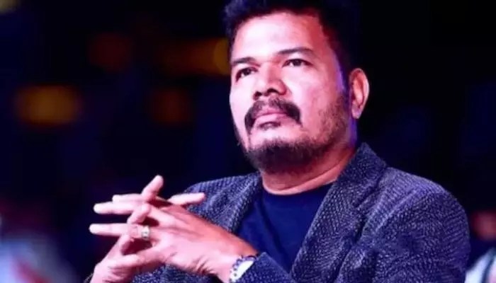 శంకర్కు షాక్: ఇండియన్ 3 విడుదలపై కొత్త వివాదం! ఏం జరగబోతోంది? శంకర్కు షాక్: ఇండియన్ 3 విడుదలపై కొత్త వివాదం! ఏం జరగబోతోంది?