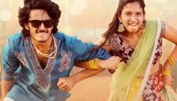 బ్యాండ్ మేళం: సెన్సార్ పూర్తి! రోషన్, శ్రీదేవి మూవీ రిలీజ్ కు రెడీ! యూత్ కి పండగే! బ్యాండ్ మేళం: సెన్సార్ పూర్తి! రోషన్, శ్రీదేవి మూవీ రిలీజ్ కు రెడీ! యూత్ కి పండగే!