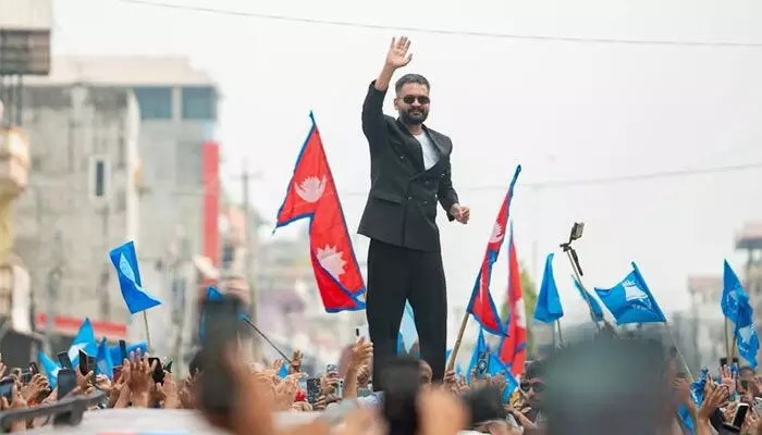 నేపాల్లో జెన్ జీ సంచలనం! అధికారం చేతికి, మార్పు తథ్యం? నేపాల్లో జెన్ జీ సంచలనం! అధికారం చేతికి, మార్పు తథ్యం?