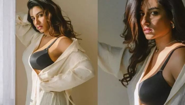 విష్ణుప్రియ అందాల విధ్వంసం! షర్టు బటన్లు విప్పేసి లో దుస్తుల్లో దర్శనమిచ్చిన హాట్ యాంకర్! వైరల్ పిక్స్! విష్ణుప్రియ అందాల విధ్వంసం! షర్టు బటన్లు విప్పేసి లో దుస్తుల్లో దర్శనమిచ్చిన హాట్ యాంకర్! వైరల్ పిక్స్!