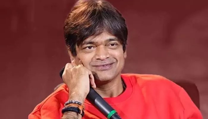 షాకింగ్! బచ్చన్ ఫ్లాప్.. హరీష్ శంకర్కు నిర్మాత సపోర్ట్! పవన్ ఫ్యాన్స్కు పూనకాలే!! షాకింగ్! బచ్చన్ ఫ్లాప్.. హరీష్ శంకర్కు నిర్మాత సపోర్ట్! పవన్ ఫ్యాన్స్కు పూనకాలే!!