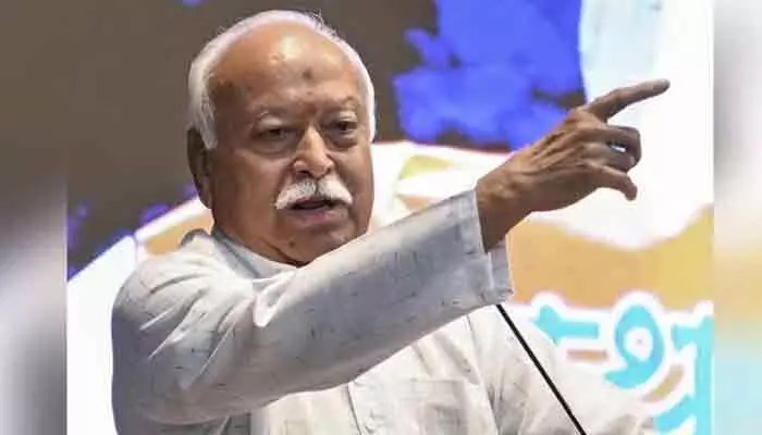 భాగవత్ సంచలన వ్యాఖ్యలు: సోషల్ మీడియాలో ఆర్ఎస్ఎస్ దూకుడు పెంచాలంటూ పిలుపు! భాగవత్ సంచలన వ్యాఖ్యలు: సోషల్ మీడియాలో ఆర్ఎస్ఎస్ దూకుడు పెంచాలంటూ పిలుపు!