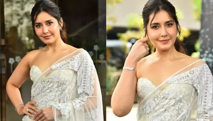 Raashi Khanna Stuns in White Saree for 'Ustaad Bhagat Singh' Promotions, Photos Go Viral Raashi Khanna Stuns in White Saree for 'Ustaad Bhagat Singh' Promotions, Photos Go Viral