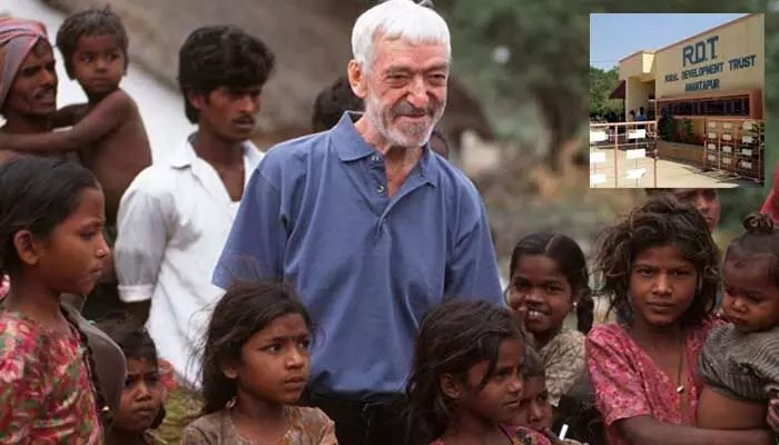 అనంత కరువు నేలకు ఫెర్రర్ దీవెన: ఆర్డీటీ సేవలు వెలుగులు! అనంత కరువు నేలకు ఫెర్రర్ దీవెన: ఆర్డీటీ సేవలు వెలుగులు!