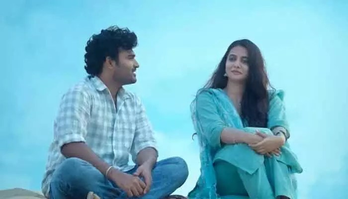 కిరణ్ అబ్బవరం విధ్వంసం! మణిశర్మ మెలోడీ బ్లాస్ట్.. ‘చెన్నై లవ్ స్టోరీ’ ఫస్ట్ సింగిల్ అల్లేఖలు! కిరణ్ అబ్బవరం విధ్వంసం! మణిశర్మ మెలోడీ బ్లాస్ట్.. ‘చెన్నై లవ్ స్టోరీ’ ఫస్ట్ సింగిల్ అల్లేఖలు!