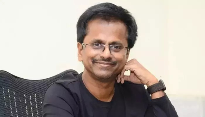 Murugadoss Budget Dispute: Producer Files Complaint Over 'Madarasi' Costs, Shocks Tollywood Murugadoss Budget Dispute: Producer Files Complaint Over 'Madarasi' Costs, Shocks Tollywood