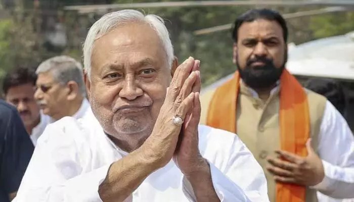 బిగ్ బ్రేకింగ్: సంచలన నిర్ణయం తీసుకున్న నితీష్ కుమార్! రాజీనామాకు దారితీసిన కారణాలివే! బిగ్ బ్రేకింగ్: సంచలన నిర్ణయం తీసుకున్న నితీష్ కుమార్! రాజీనామాకు దారితీసిన కారణాలివే!