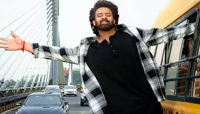 షాకింగ్: రీఛార్జ్ కోసం ఇటలీలో ప్రభాస్! నెక్స్ట్ లెవెల్ మేకోవర్ అంటా!! షాకింగ్: రీఛార్జ్ కోసం ఇటలీలో ప్రభాస్! నెక్స్ట్ లెవెల్ మేకోవర్ అంటా!!