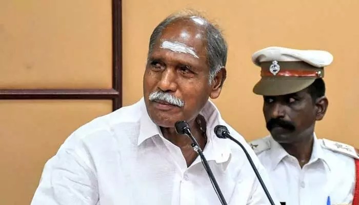 తమిళనాడు ఎన్నికల వేళ సంచలనం! ఆడపిల్లలకు లక్ష రూపాయల బహుమతి! తమిళనాడు ఎన్నికల వేళ సంచలనం! ఆడపిల్లలకు లక్ష రూపాయల బహుమతి!