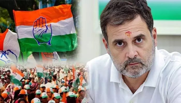 కాంగ్రెస్లో కుమ్ములాట: రాహుల్కు సీనియర్ల షాక్! ఏం జరుగుతోంది? కాంగ్రెస్లో కుమ్ములాట: రాహుల్కు సీనియర్ల షాక్! ఏం జరుగుతోంది?