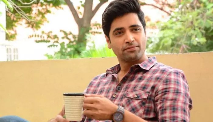 షాకింగ్: అడవి శేష్ కోసం టామ్ క్రూజ్ సినిమానే వదిలేసిన అనురాగ్ కశ్యప్! మామూలు డెడికేషన్ కాదుగా!! షాకింగ్: అడవి శేష్ కోసం టామ్ క్రూజ్ సినిమానే వదిలేసిన అనురాగ్ కశ్యప్! మామూలు డెడికేషన్ కాదుగా!!