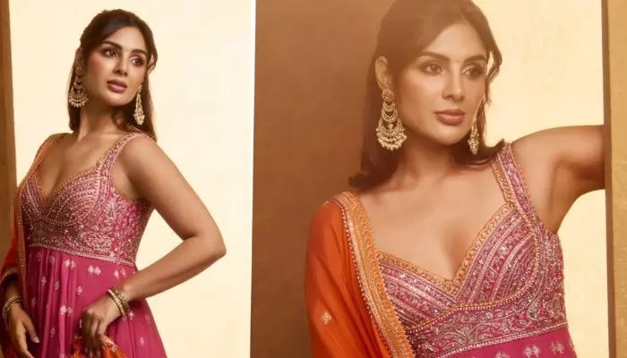 Samyuktha Menon Sizzles in Pink Dress: Viral Photos Heat Up Social Media! Samyuktha Menon Sizzles in Pink Dress: Viral Photos Heat Up Social Media!