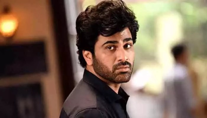 షాకింగ్: ప్రాణాలు పణంగా పెట్టినా పట్టించుకోలేదా? శర్వానంద్ సంచలన కామెంట్స్ వైరల్! షాకింగ్: ప్రాణాలు పణంగా పెట్టినా పట్టించుకోలేదా? శర్వానంద్ సంచలన కామెంట్స్ వైరల్!