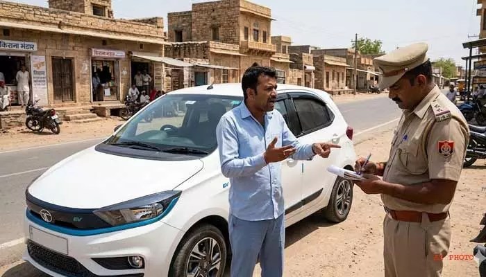 రాజస్థాన్లో సంచలనం: ఈవీ కారుకు పొల్యూషన్ ఫైన్ వేసిన పోలీసులు! అసలేం జరిగింది? రాజస్థాన్లో సంచలనం: ఈవీ కారుకు పొల్యూషన్ ఫైన్ వేసిన పోలీసులు! అసలేం జరిగింది?