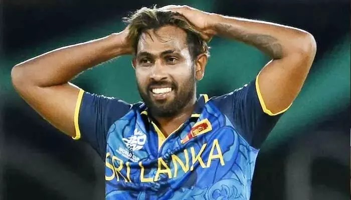 తుషార సంచలనం: క్షమాపణలతో వివాదానికి ముగింపు! తుషార సంచలనం: క్షమాపణలతో వివాదానికి ముగింపు!