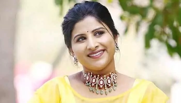 Shocking: Singer Mangli, Director Venu Udugula Booked in Multi-Crore Fraud Case Shocking: Singer Mangli, Director Venu Udugula Booked in Multi-Crore Fraud Case