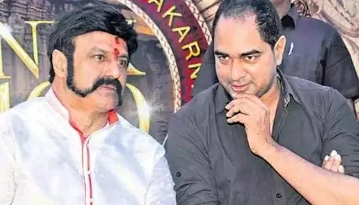 బాలయ్య, క్రిష్ కాంబోలో సెన్సేషనల్ మూవీ? ఫ్యాన్స్ కి పండగే! బాలయ్య, క్రిష్ కాంబోలో సెన్సేషనల్ మూవీ? ఫ్యాన్స్ కి పండగే!