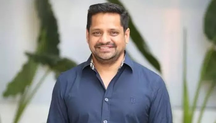 Bunny Vasu Stops Events Fearing Allu Aravind's Scolding: Viral Tollywood Comments! Bunny Vasu Stops Events Fearing Allu Aravind's Scolding: Viral Tollywood Comments!
