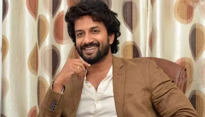 షాకింగ్: మహేష్ బాబు సినిమాలో సత్యదేవ్ సీన్ డిలీట్! ఊరంతా చెప్పుకున్నా వేస్ట్ అయ్యిందా? షాకింగ్: మహేష్ బాబు సినిమాలో సత్యదేవ్ సీన్ డిలీట్! ఊరంతా చెప్పుకున్నా వేస్ట్ అయ్యిందా?