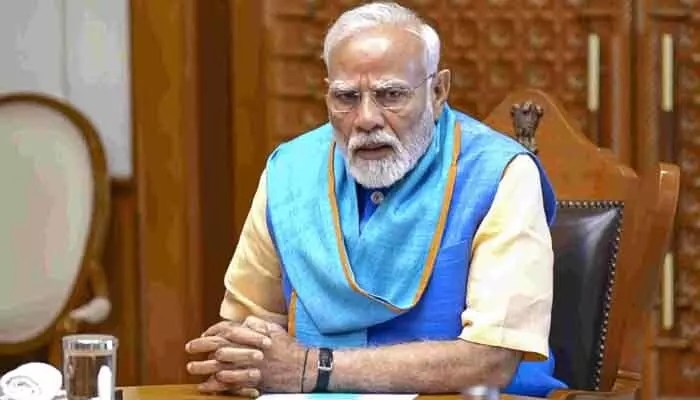 దేశ ప్రగతికి ‘నారీ శక్తి’యే ప్రాణం.. ప్రధాని మోడీ కీలక వ్యాఖ్యలు దేశ ప్రగతికి ‘నారీ శక్తి’యే ప్రాణం.. ప్రధాని మోడీ కీలక వ్యాఖ్యలు