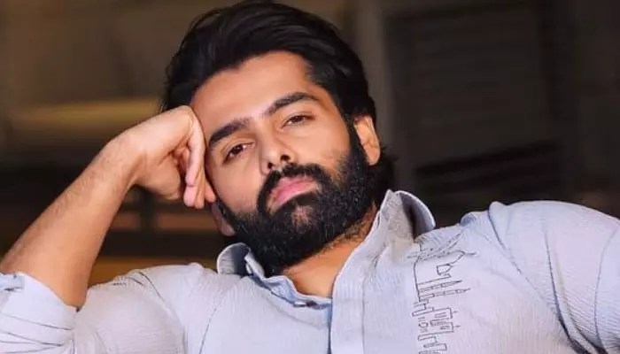 Ram Pothineni's Next Movie Faces Delay: Director Vignesh Exits Project! Ram Pothineni's Next Movie Faces Delay: Director Vignesh Exits Project!
