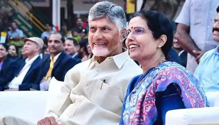 చంద్రబాబు జన్మదినం: ప్రజల కోసమే పుట్టారు! భువనేశ్వరి హృదయపూర్వక సందేశం వైరల్ చంద్రబాబు జన్మదినం: ప్రజల కోసమే పుట్టారు! భువనేశ్వరి హృదయపూర్వక సందేశం వైరల్