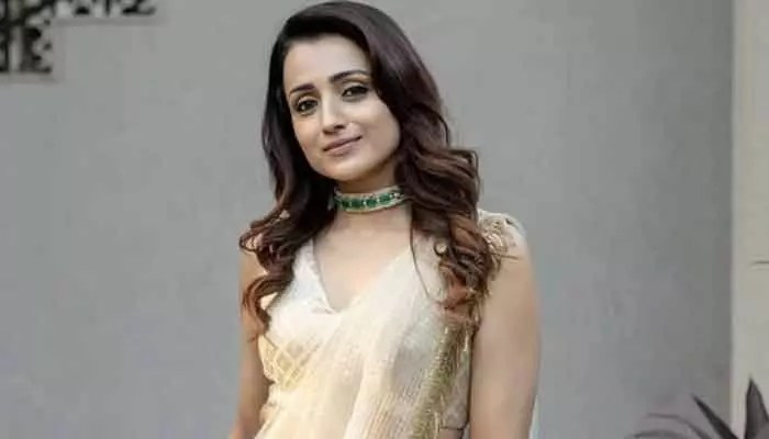 త్రిషకు 2062 వరకు ప్రశాంతత లేదా? షాకింగ్ పోస్ట్తో సంచలనం! అభిమానుల్లో తీవ్ర ఆందోళన! త్రిషకు 2062 వరకు ప్రశాంతత లేదా? షాకింగ్ పోస్ట్తో సంచలనం! అభిమానుల్లో తీవ్ర ఆందోళన!