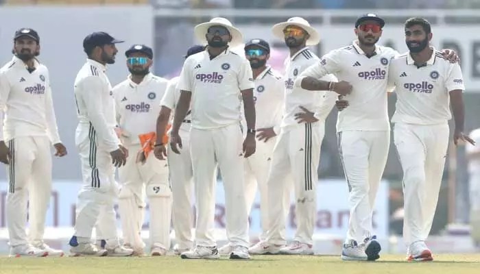 ఐసీసీ టెస్ట్ ర్యాంకింగ్స్లో టీమిండియాకు షాక్! మూడో స్థానంలో భారత్.. డబ్ల్యూటీసీ ఫైనల్కు కష్టమేనా? ఐసీసీ టెస్ట్ ర్యాంకింగ్స్లో టీమిండియాకు షాక్! మూడో స్థానంలో భారత్.. డబ్ల్యూటీసీ ఫైనల్కు కష్టమేనా?