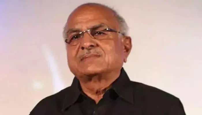 షాకింగ్ న్యూస్! టాలీవుడ్లో విషాదం.. వంద సినిమాల నిర్మాత ఆర్.బి. చౌదరి కన్నుమూత! షాకింగ్ న్యూస్! టాలీవుడ్లో విషాదం.. వంద సినిమాల నిర్మాత ఆర్.బి. చౌదరి కన్నుమూత!