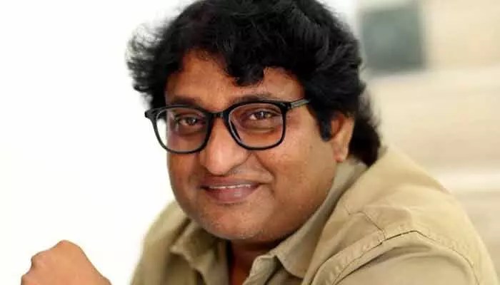 చరణ్ 'పెద్ది' విశ్వరూపం! సుకుమార్ సంచలన కామెంట్స్! థియేటర్లలో కన్నీళ్లు పక్కా! చరణ్ 'పెద్ది' విశ్వరూపం! సుకుమార్ సంచలన కామెంట్స్! థియేటర్లలో కన్నీళ్లు పక్కా!
