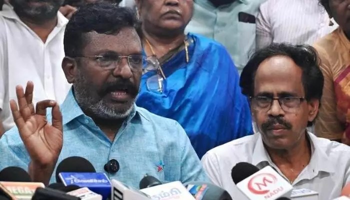 డీఎంకే కూటమిలో వీసీకే సంచలనం: క్యాబినెట్ వద్దంటూ షాక్! డీఎంకే కూటమిలో వీసీకే సంచలనం: క్యాబినెట్ వద్దంటూ షాక్!