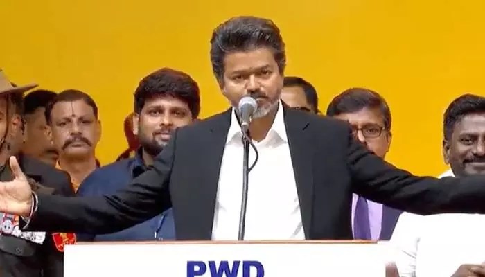 తమిళనాడులో విజయ్ సంచలనం: మద్యం షాపులపై ఉక్కుపాదం, రాజకీయ దుమారం! తమిళనాడులో విజయ్ సంచలనం: మద్యం షాపులపై ఉక్కుపాదం, రాజకీయ దుమారం!