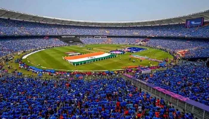 ఐపీఎల్ ఫైనల్స్ అహ్మదాబాద్కే ఎందుకు? తెరవెనుక రాజకీయ కుట్రలు, బీసీసీఐ రహస్యాలు! ఐపీఎల్ ఫైనల్స్ అహ్మదాబాద్కే ఎందుకు? తెరవెనుక రాజకీయ కుట్రలు, బీసీసీఐ రహస్యాలు!