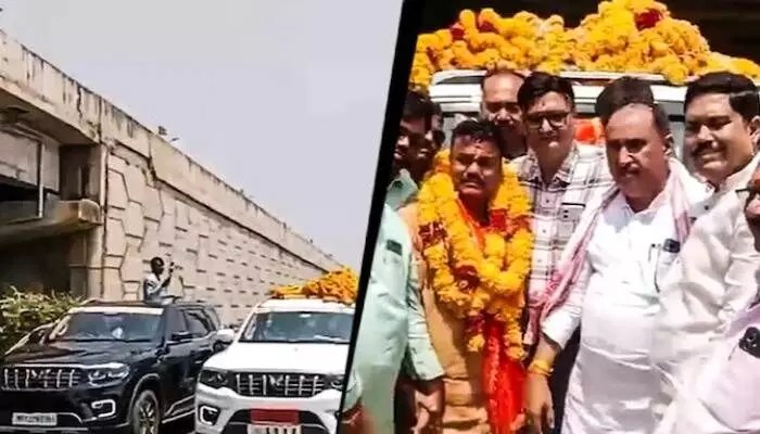 మోడీ పొదుపు మంత్రం.. బీజేపీ నేత 50 కార్ల కాన్వాయ్: నెటిజన్ల ఆగ్రహం! మోడీ పొదుపు మంత్రం.. బీజేపీ నేత 50 కార్ల కాన్వాయ్: నెటిజన్ల ఆగ్రహం!